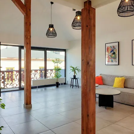 Apartamento Z Widokiem Na Rynek W Zywcu Żywiec