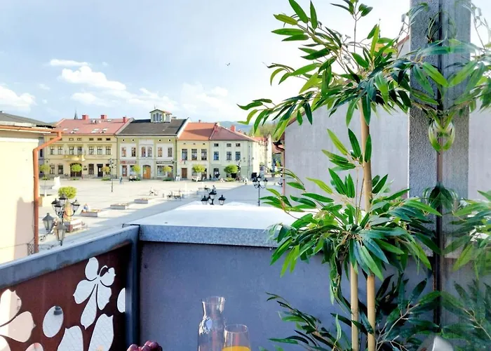 Z Widokiem Na Rynek W Zywcu *