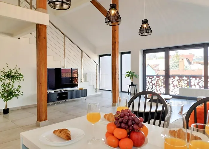 Z Widokiem Na Rynek W Zywcu